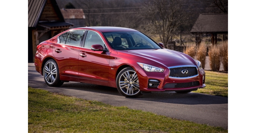 2016_infiniti_q50_red_sport_400_02.jpg