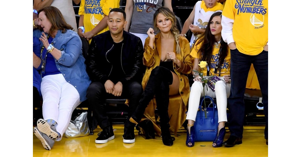 2016-0602-John-Legend-Chrissy-Teigen.jpg